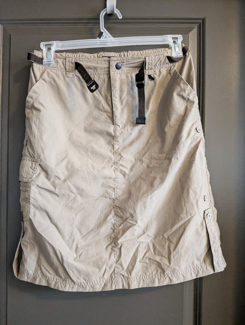 REI Women's Cargo Skirt Knee Length Pockets Upf 30 Size 6 Beige